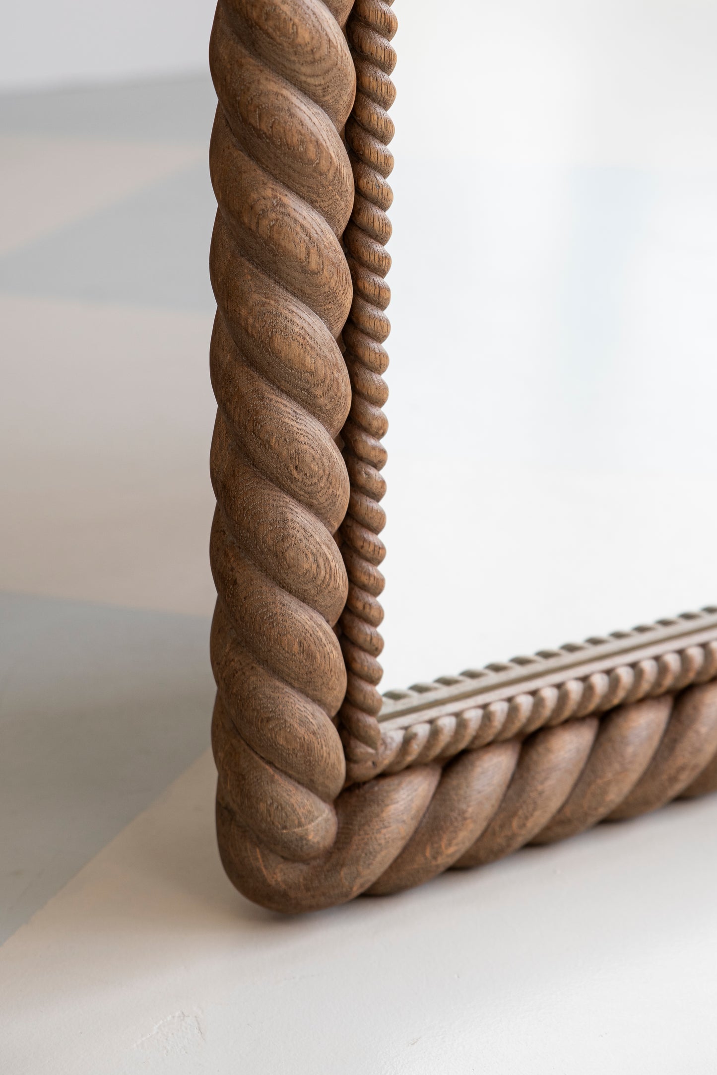 The Rockland Mirror - Smokey