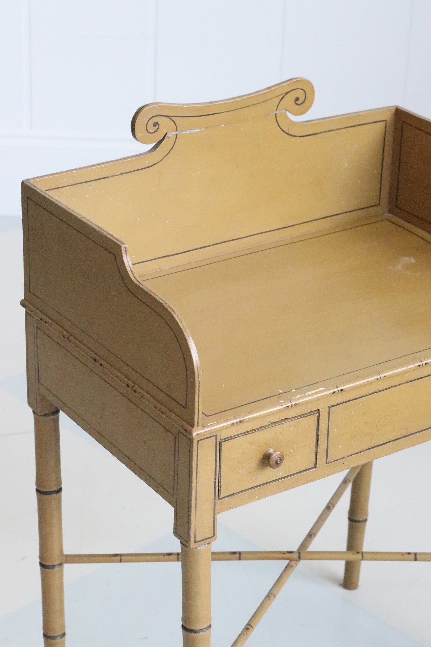 Decorative Bamboo Washstand