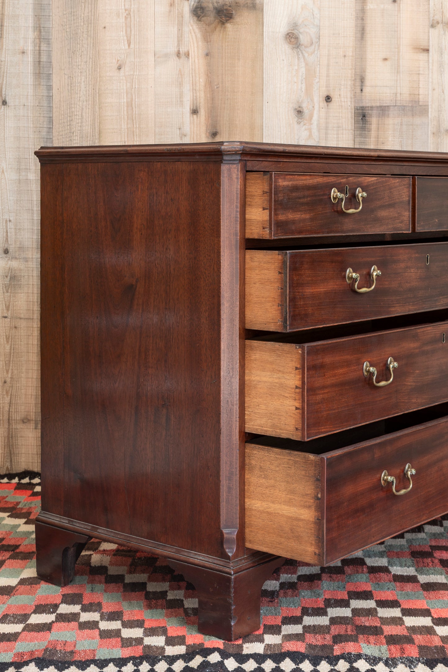 Georgian Mahogany Chest of Drawers