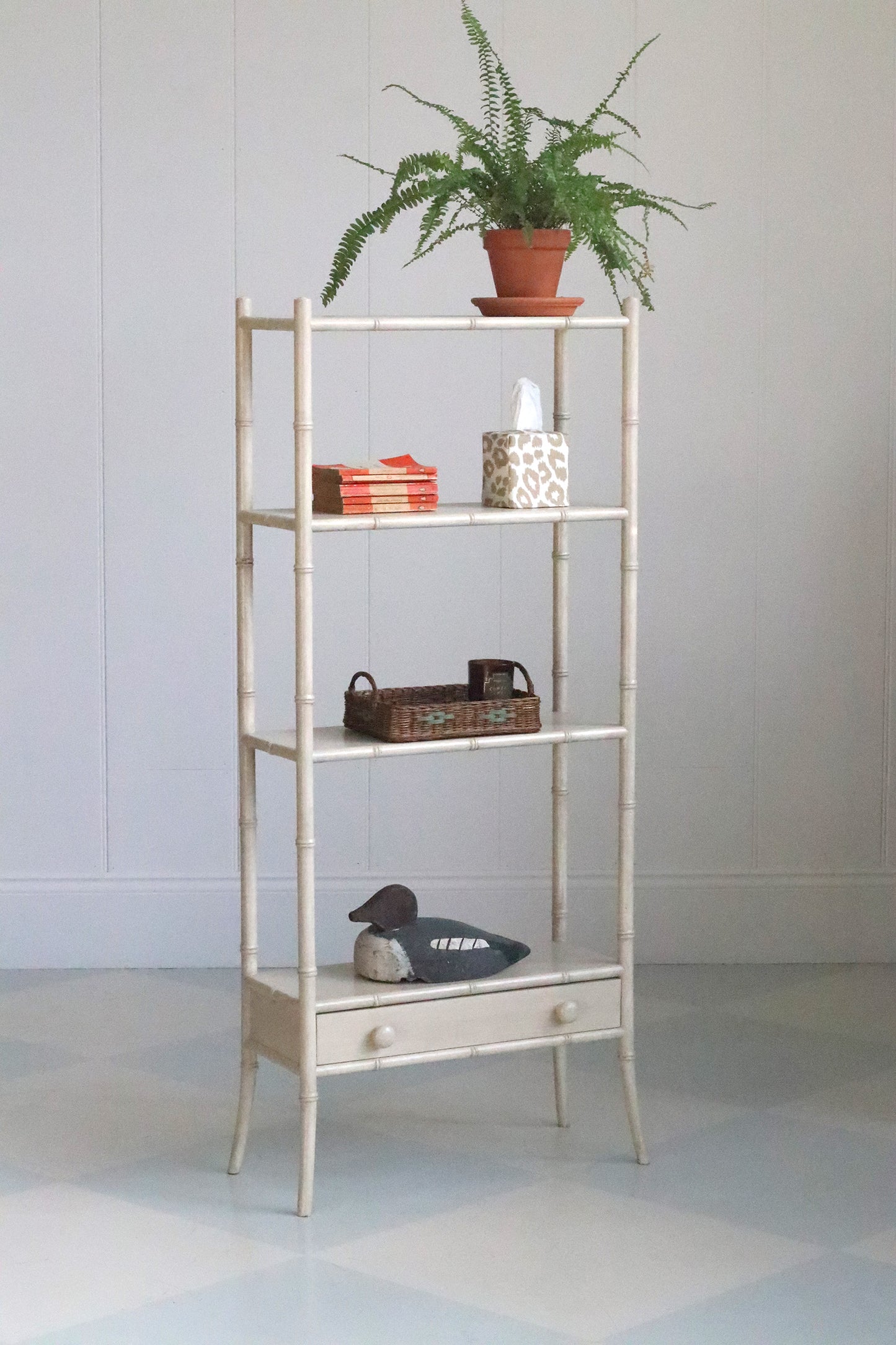 Bamboo Étagère