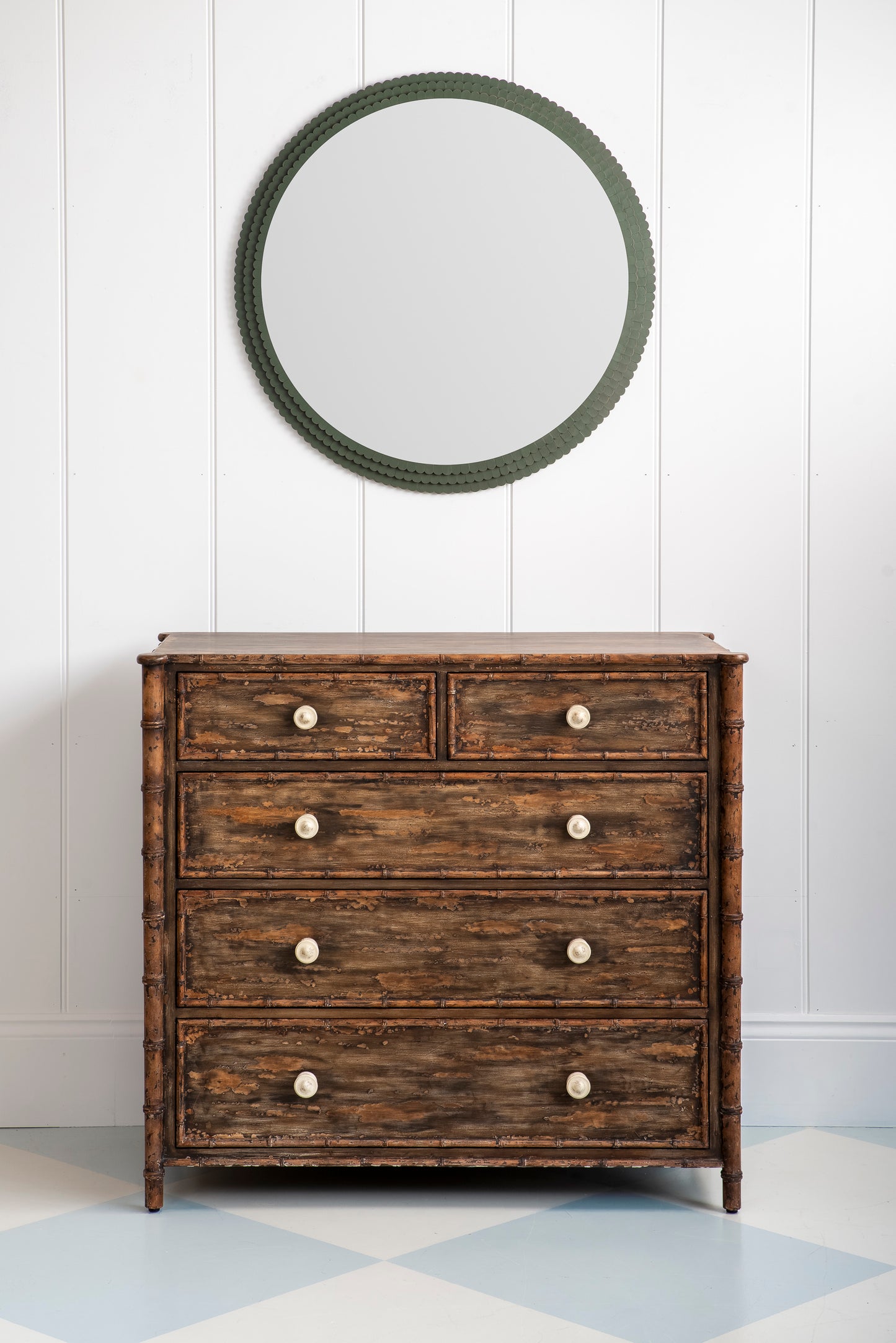 HÁM Scalloped Edge Mirror - Bronze Green