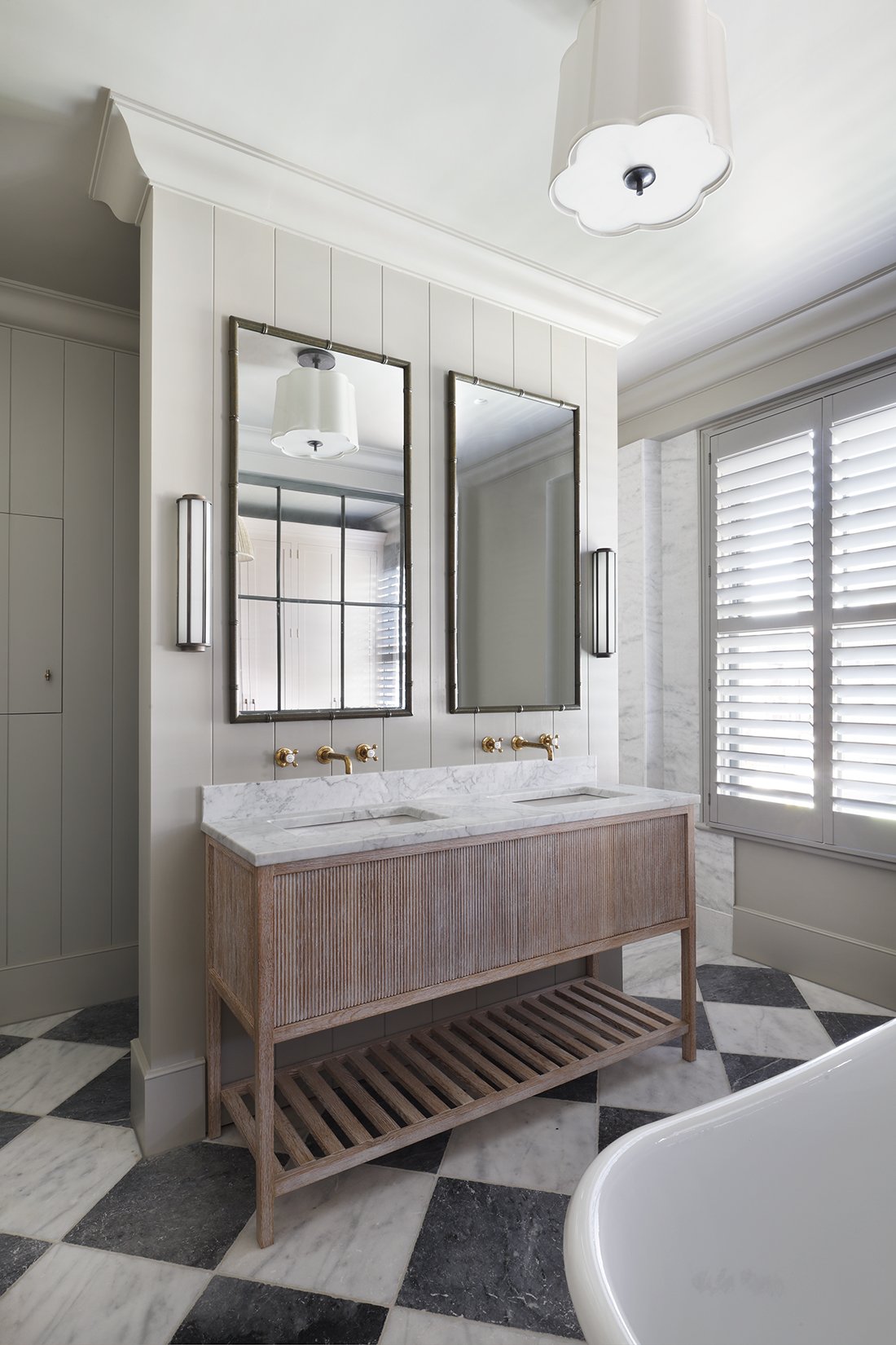 HÁM Framed Reeded Double Vanity