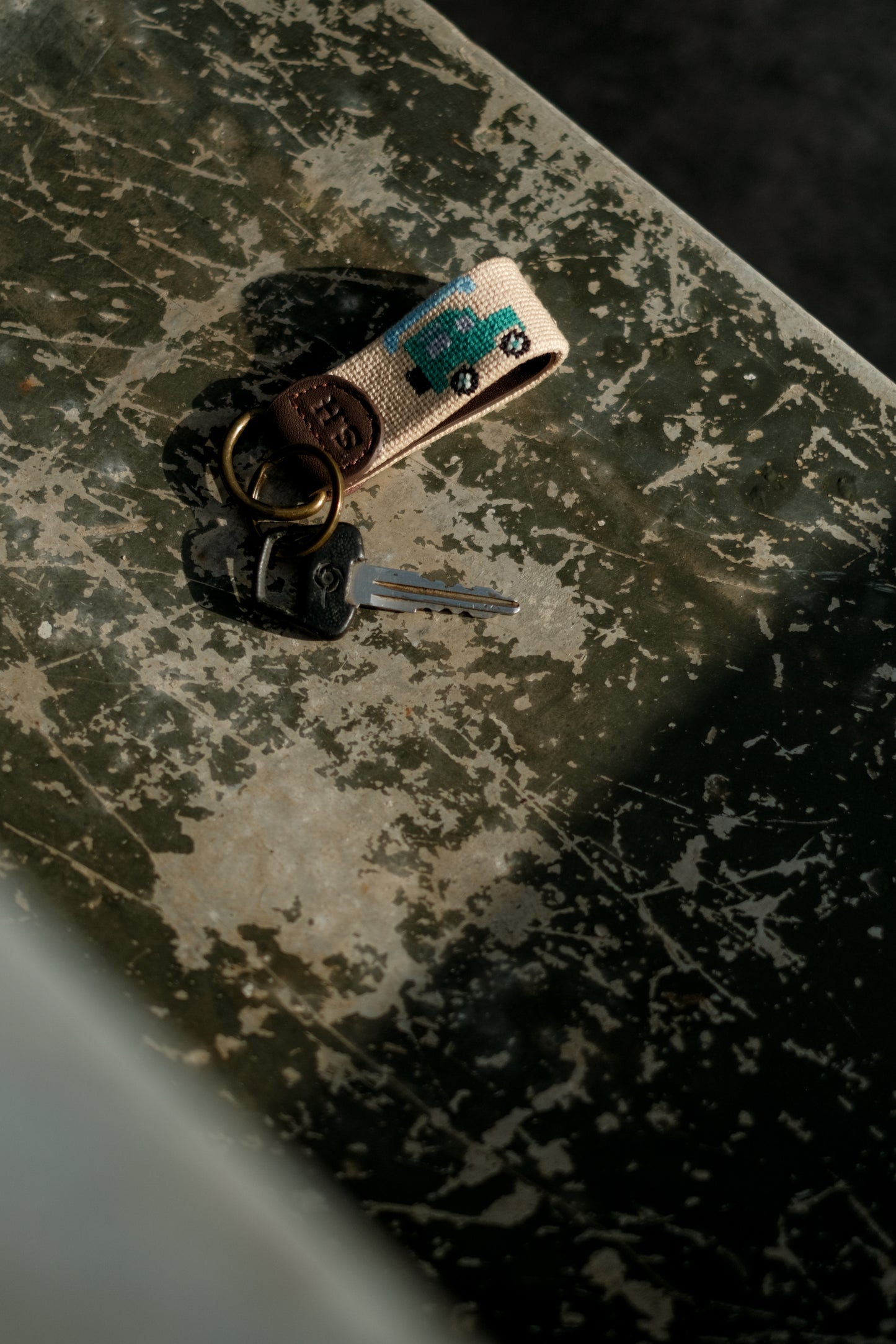 THE ‘GONE CAMPING’ KEY RING