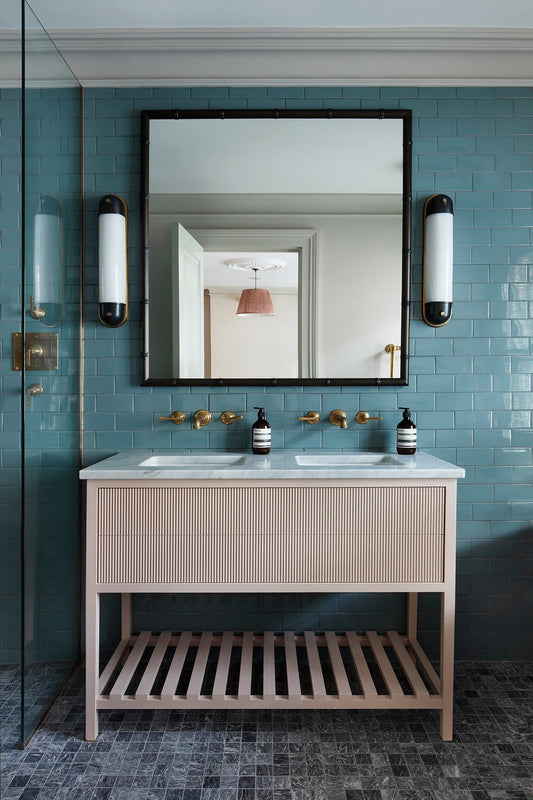 HÁM Framed Reeded Double Vanity