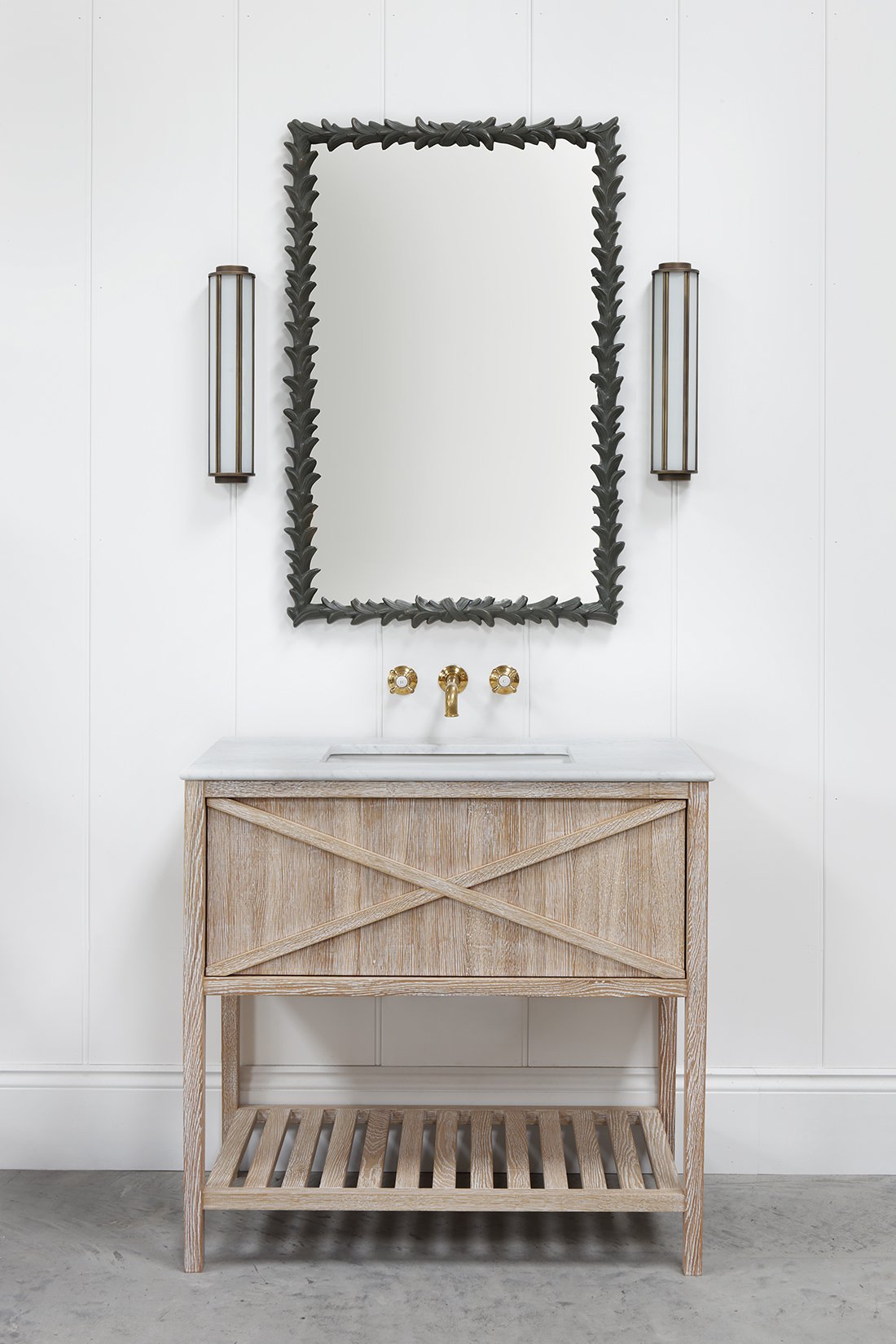HÁM Cross Vanity