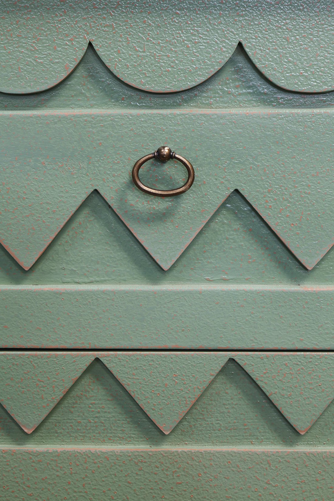 Scalloped Chest of Drawers