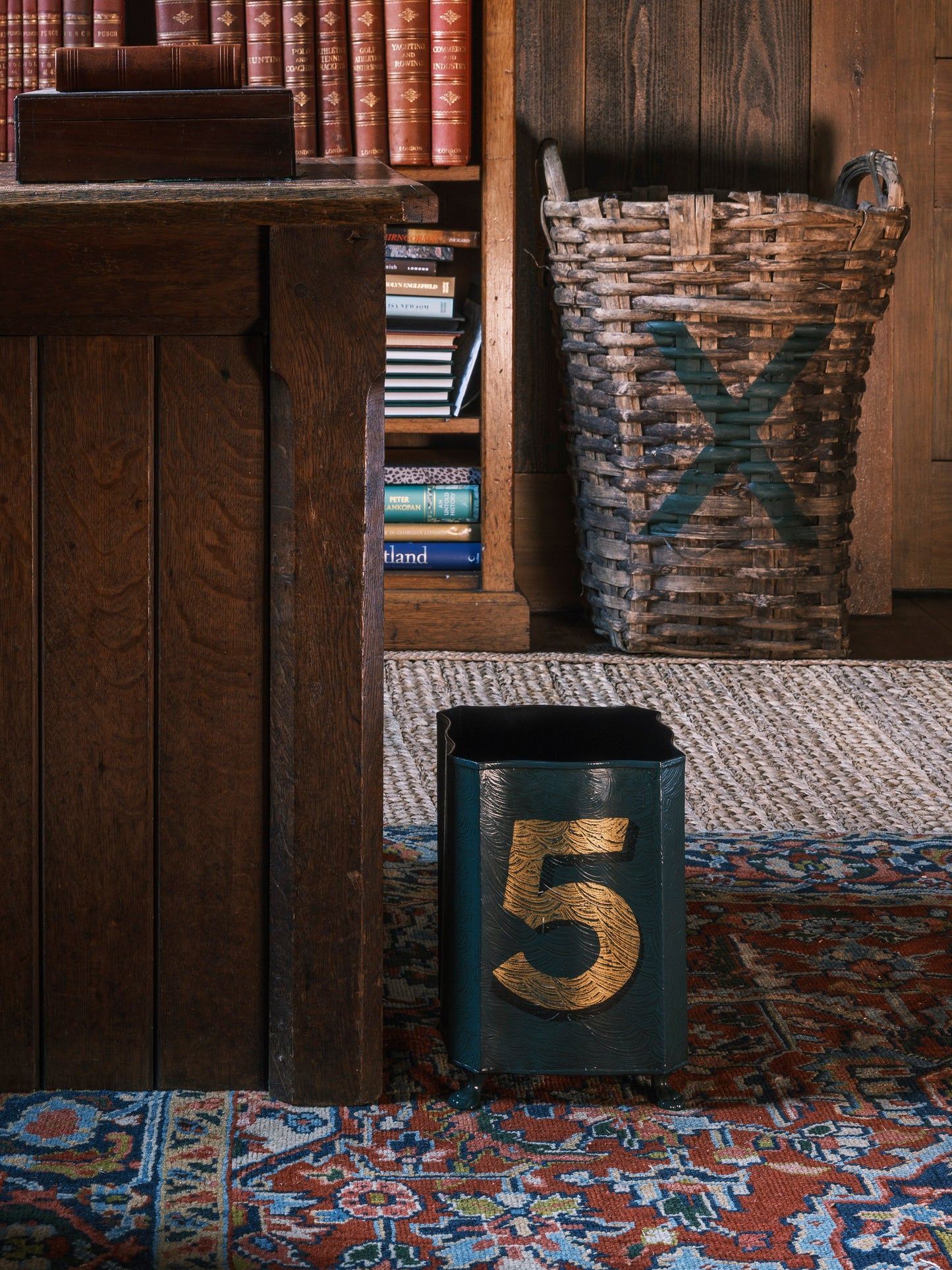 Lion Paw Waste-Paper Bin