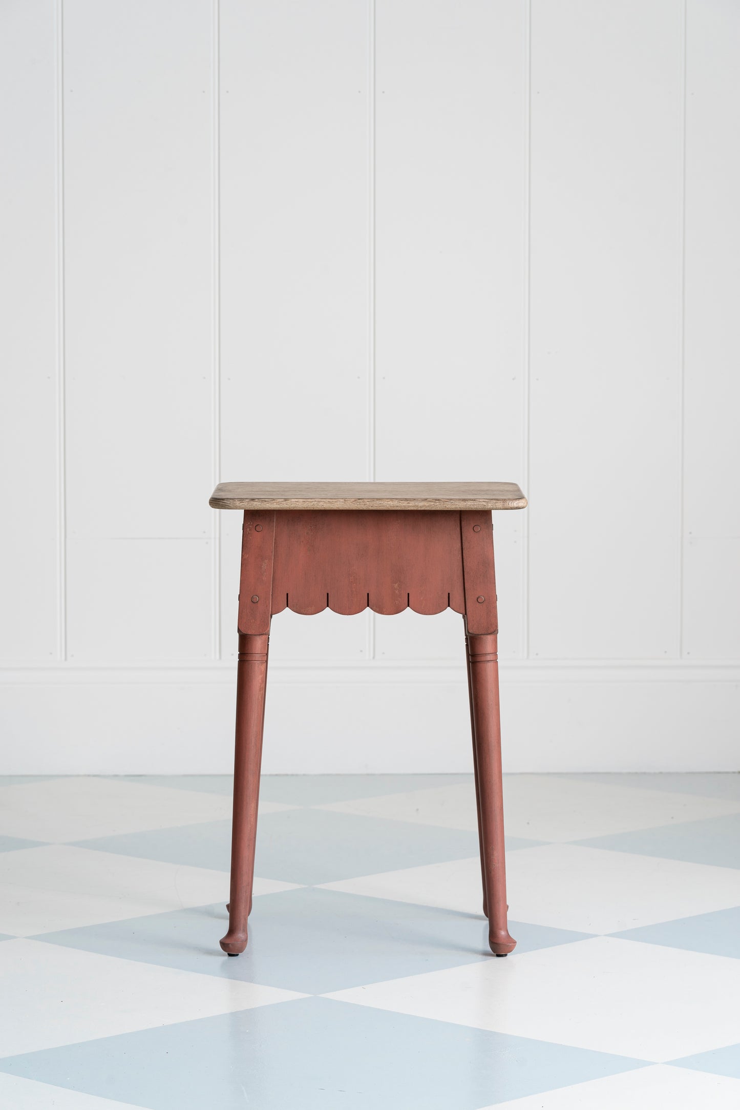 Rufus Table - Folky California Red