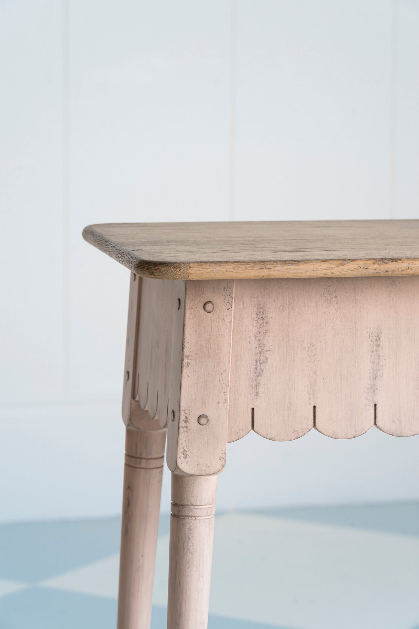 Rufus Table - Folky Plaster Pink