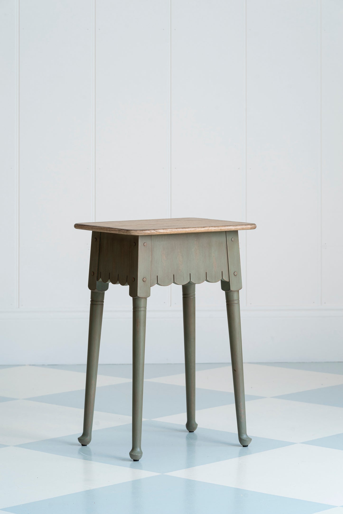 Rufus Table - Folky Forest