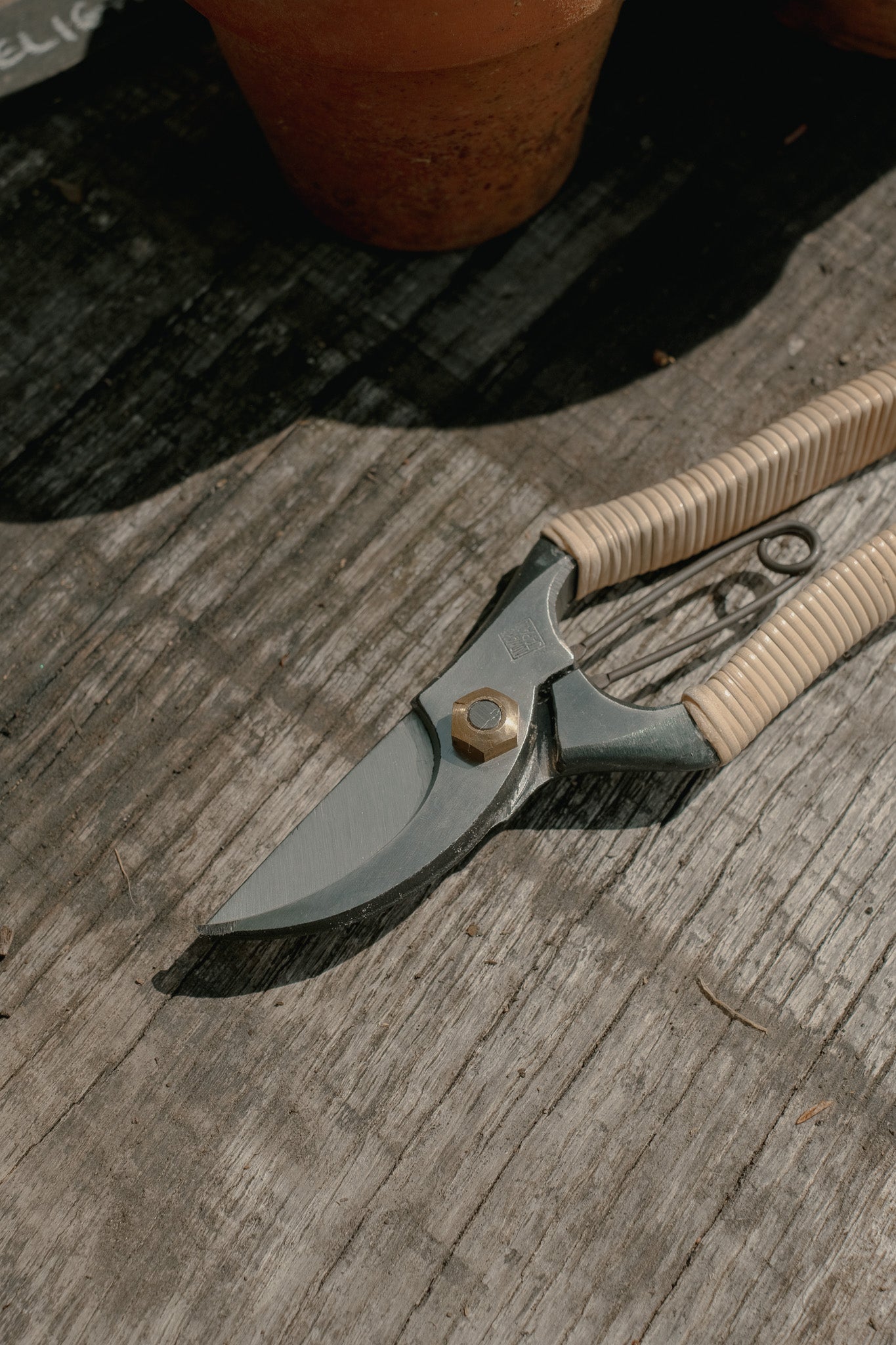 Niwaki Rattan Secateurs