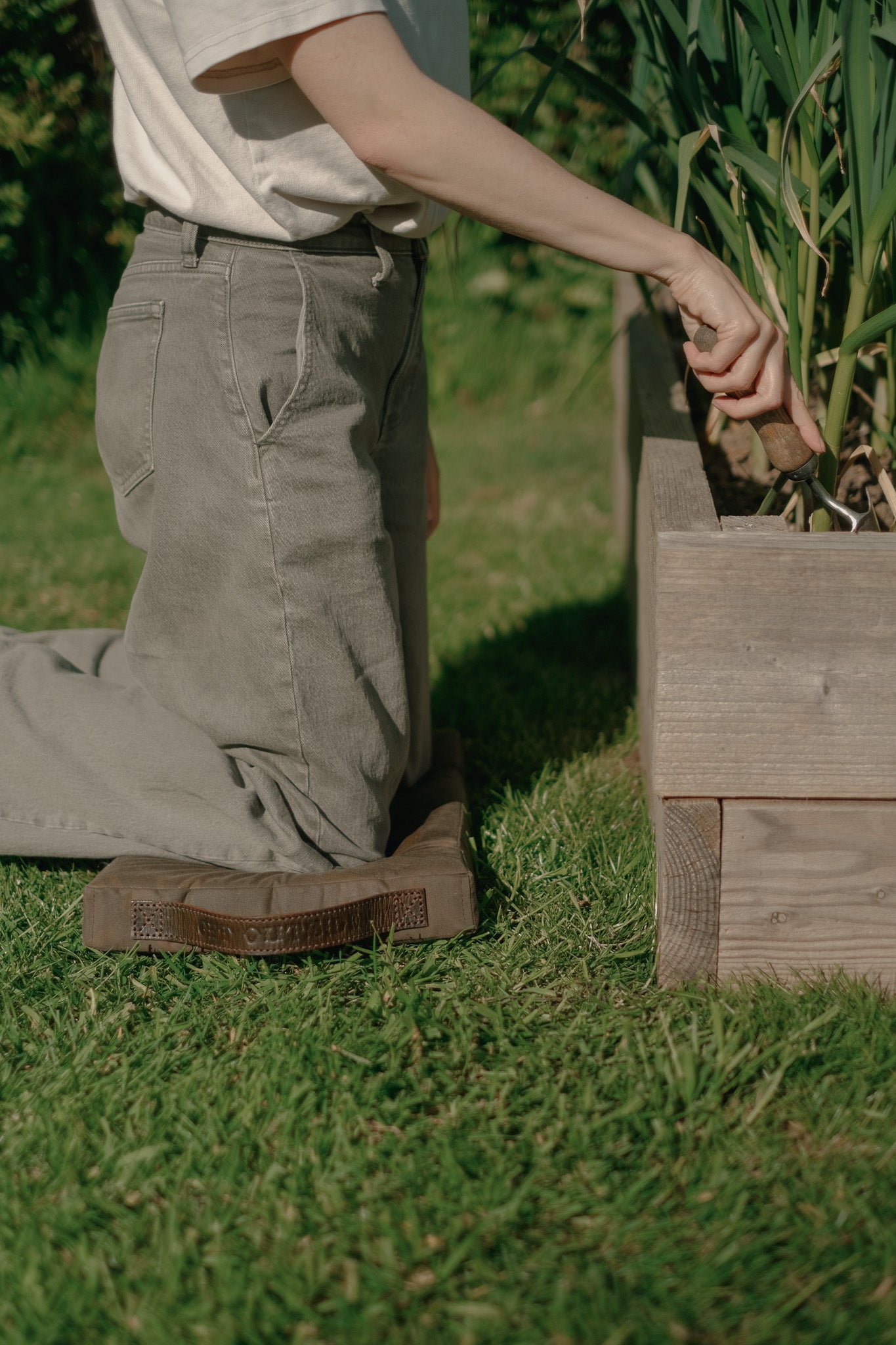 The S.H Garden Kneeler