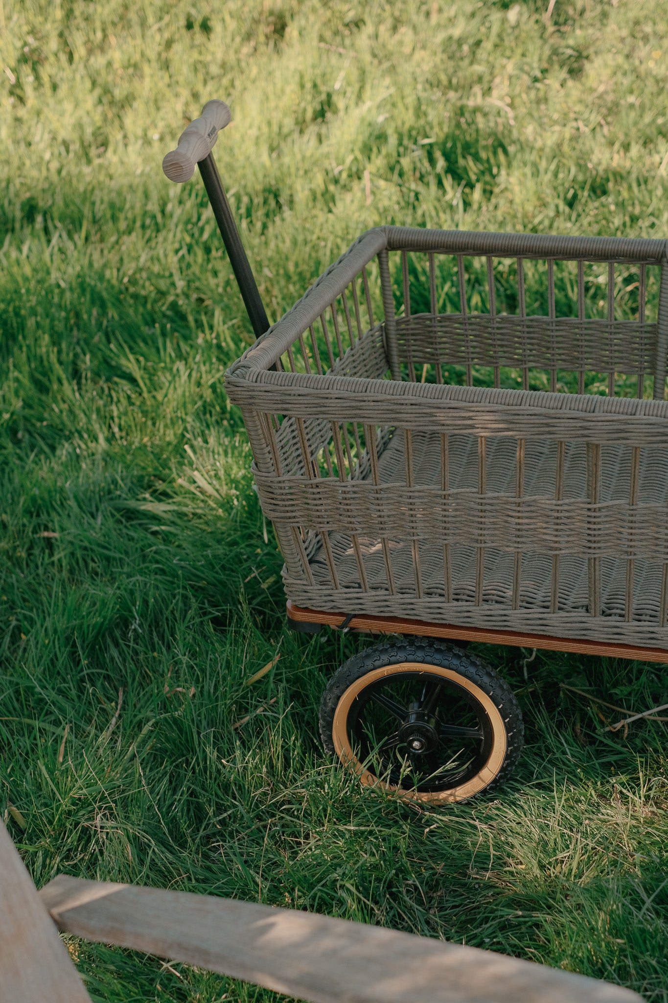The Wicker Garden Wagon