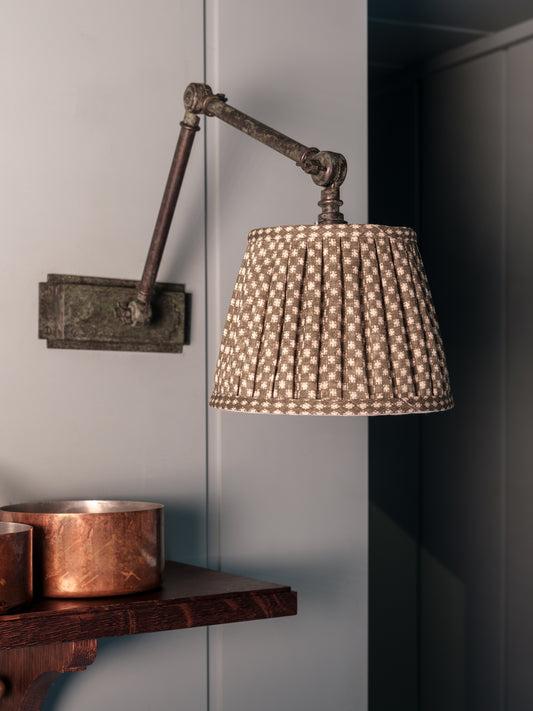 The Bothy Task Light