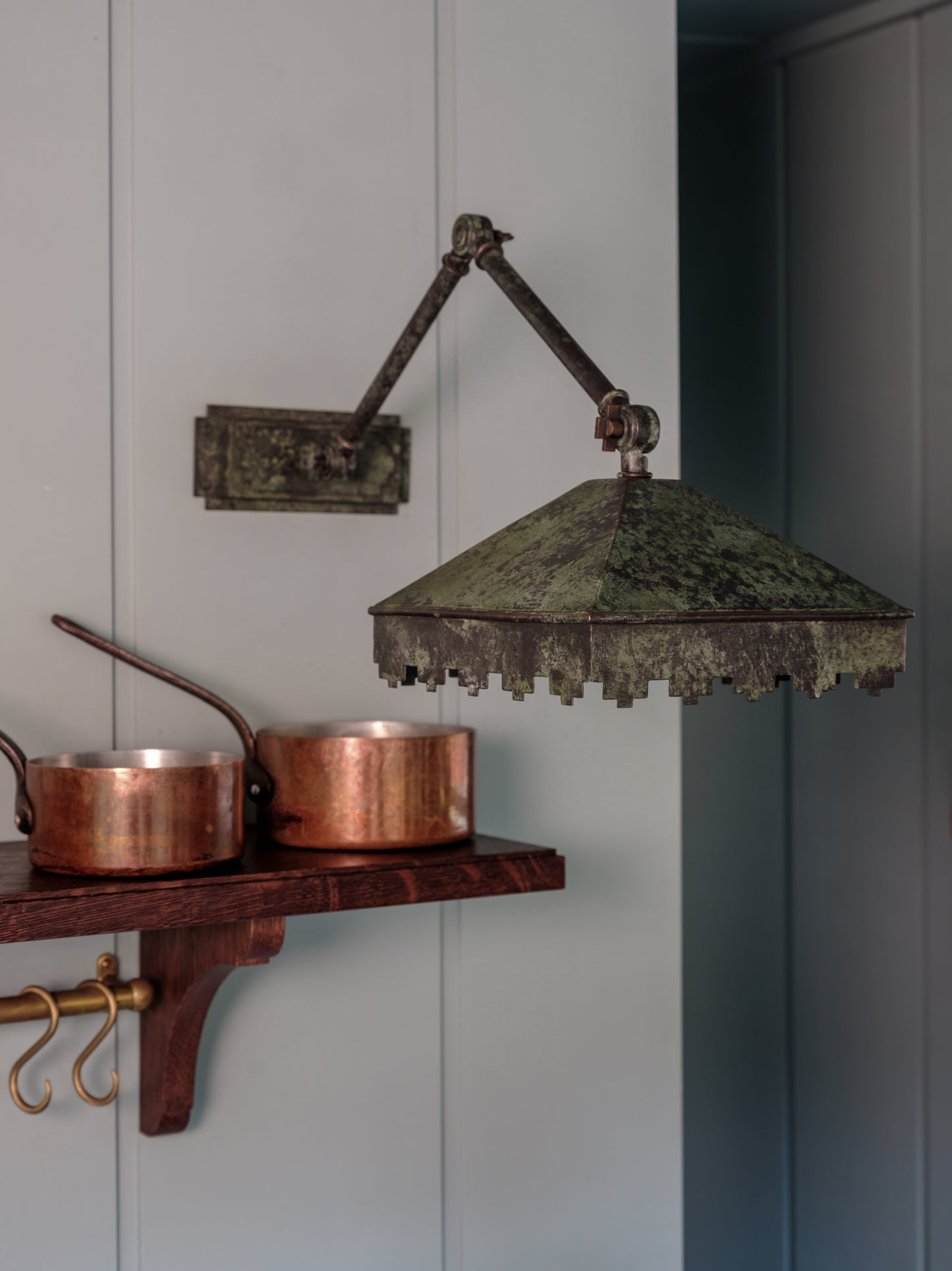 The Bothy Task Light