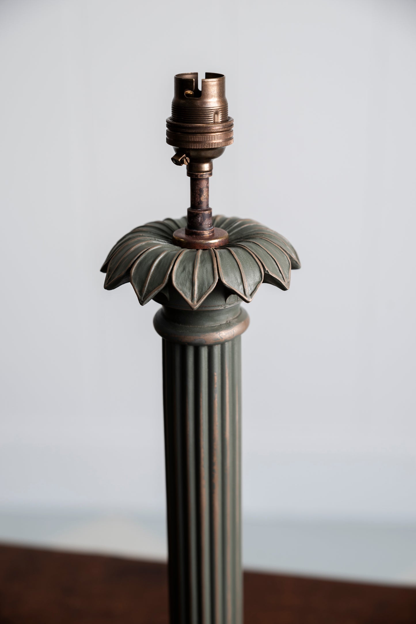 The Palm Column Lamp - Bronze Green