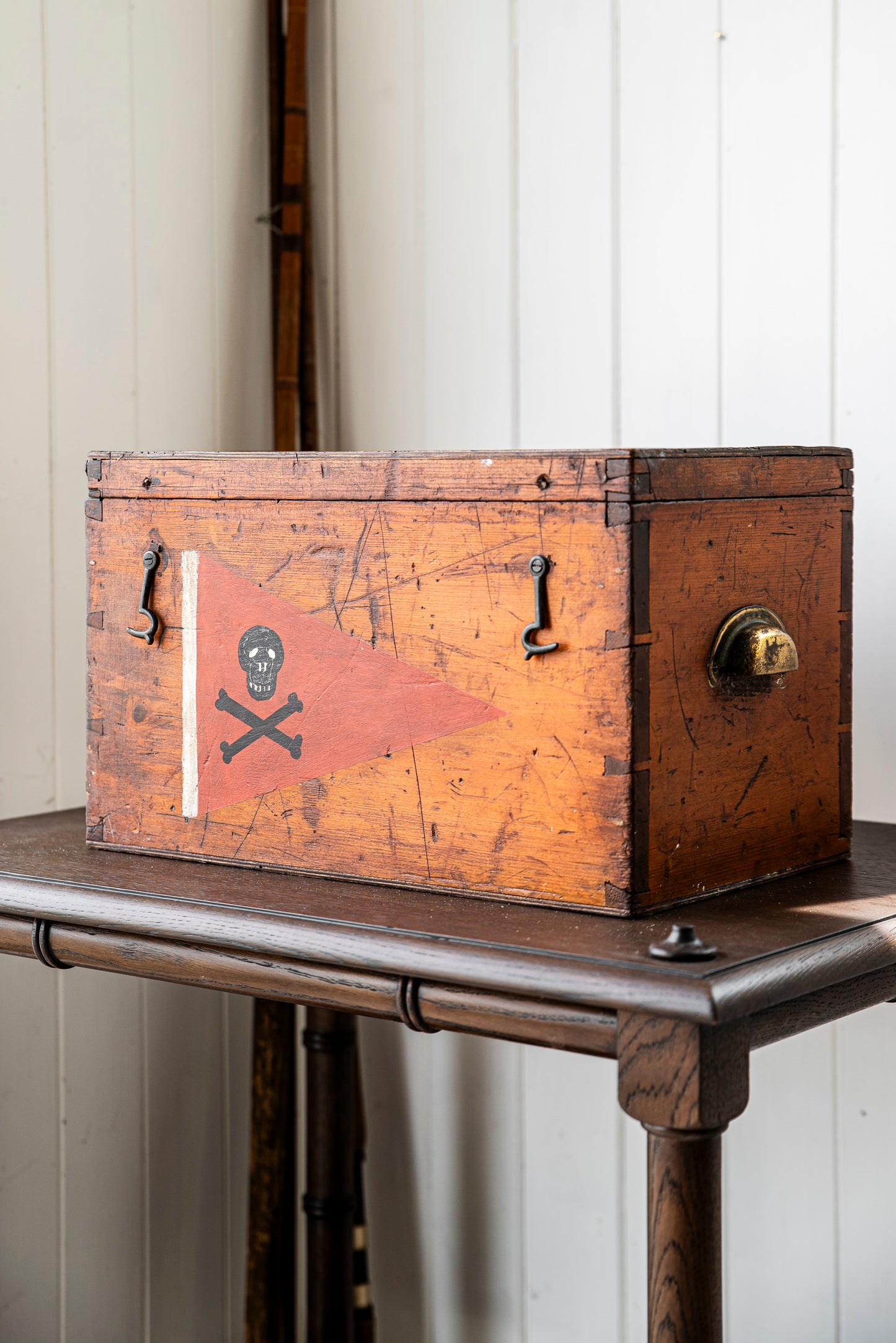 Skull & Cross Bones Box