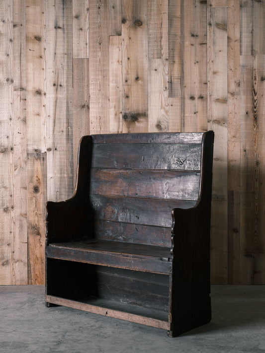 Georgian Oak Tavern Settle