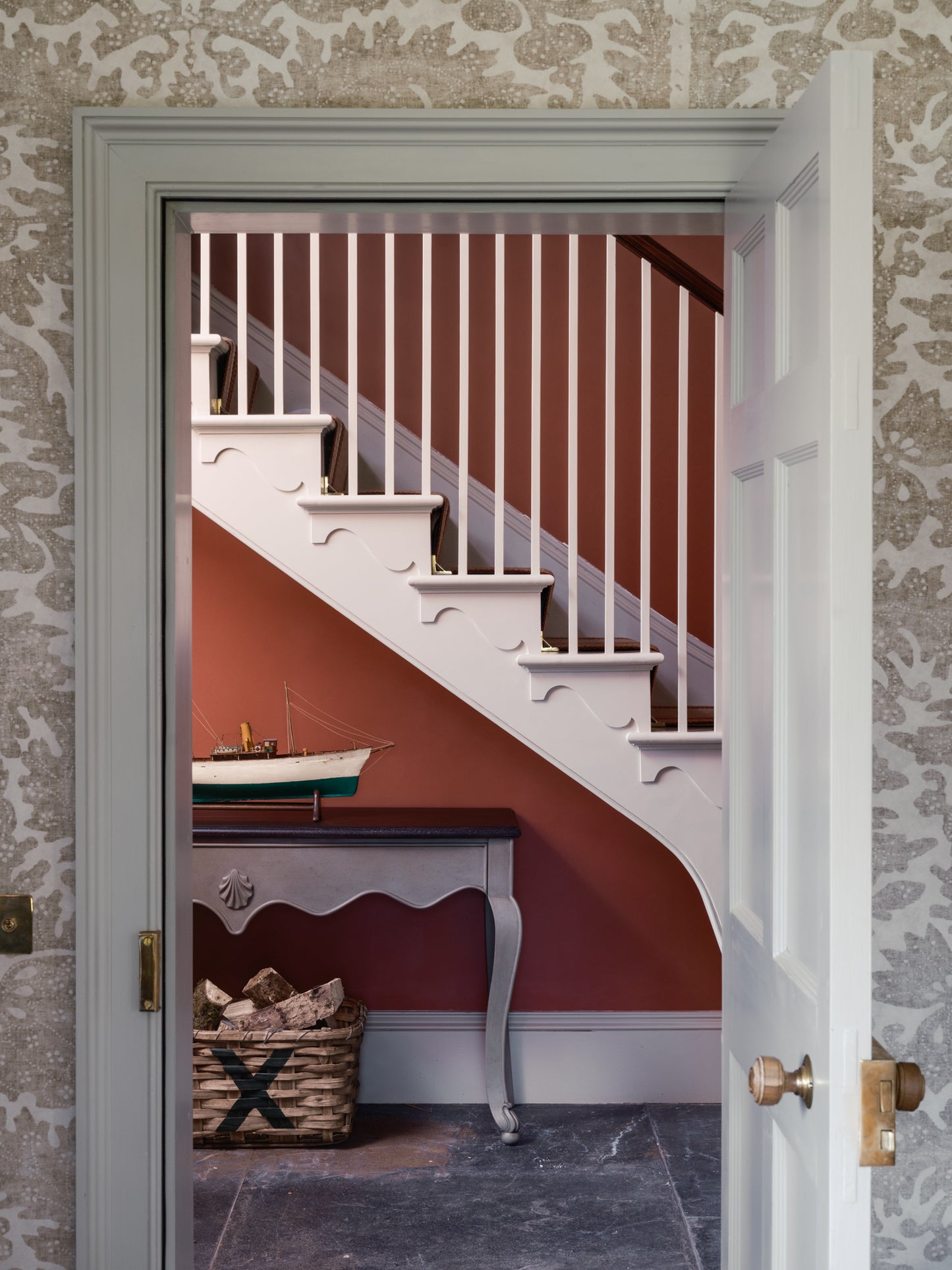 The Shell Console - Antique Khaki