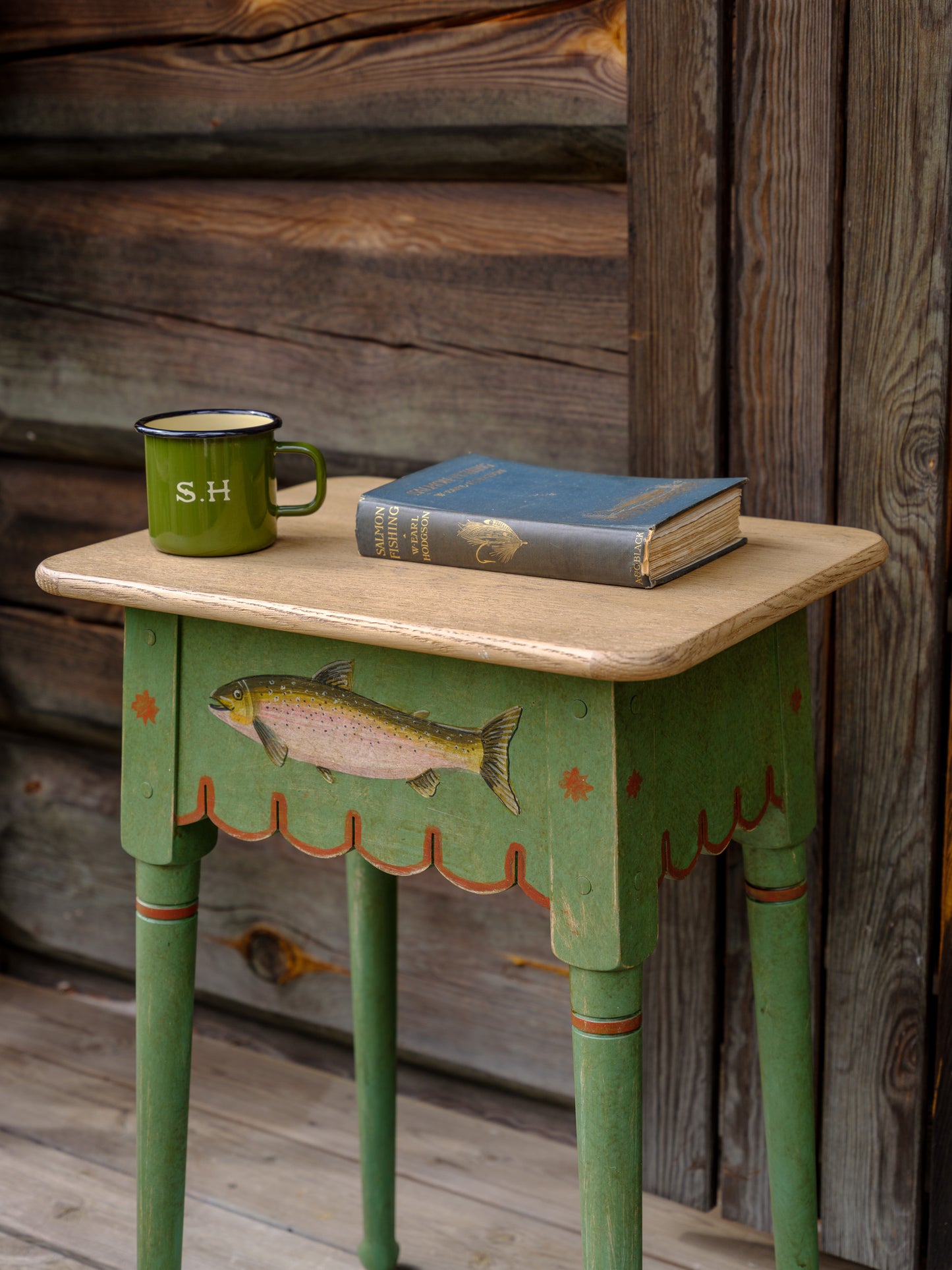 Lake House Rufus Table